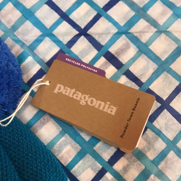 Brand New Patagonia Powder Town Beanie Pom Hat - Picture 8 of 11